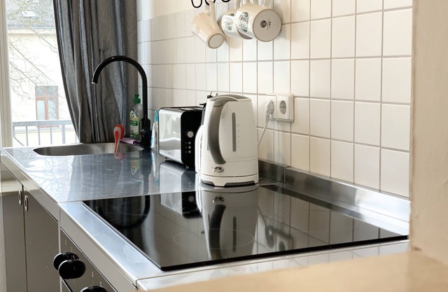 large, quiet apartment with balcony near the Red Bull Arena