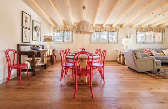 Large & stylish apartment in central Villars-Sur-Ollon, Swiss Alps