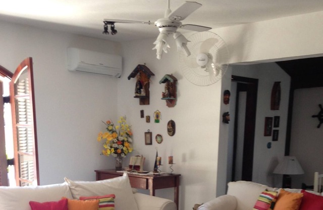 Large summer house 400 m from Barra do Una beach