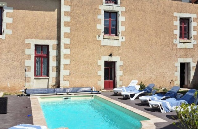Large vacation home in Savignoi - 7 bedrooms, private pool