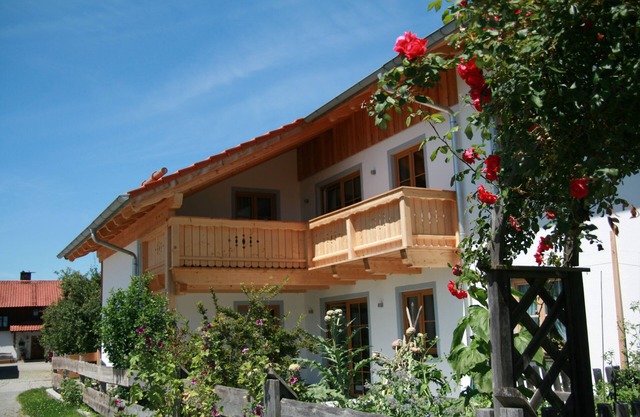 Large vacation apartment in the beautiful Mangfall valley below the Irschenberg