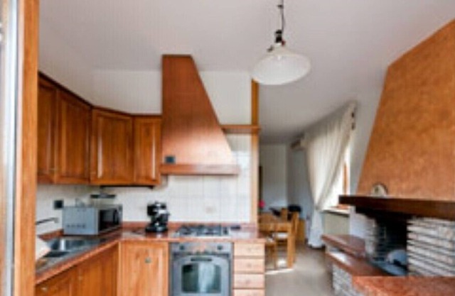Large villa immersed in the vineyards of Valpolicella