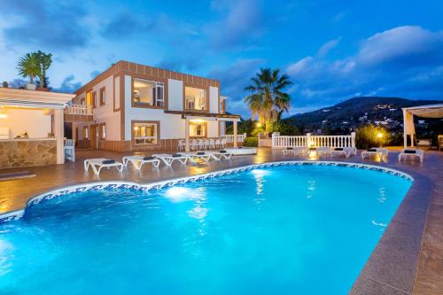 Large Villa near Ibiza Town Sleeps 20 to 22