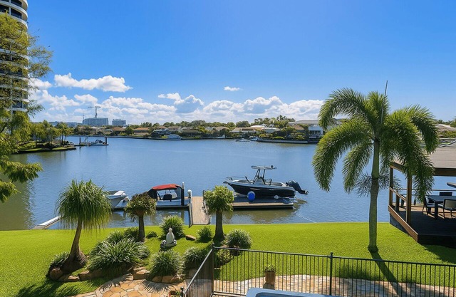 Large Waterfront Property with Magical Sunsets on the Gold Coast Australia
