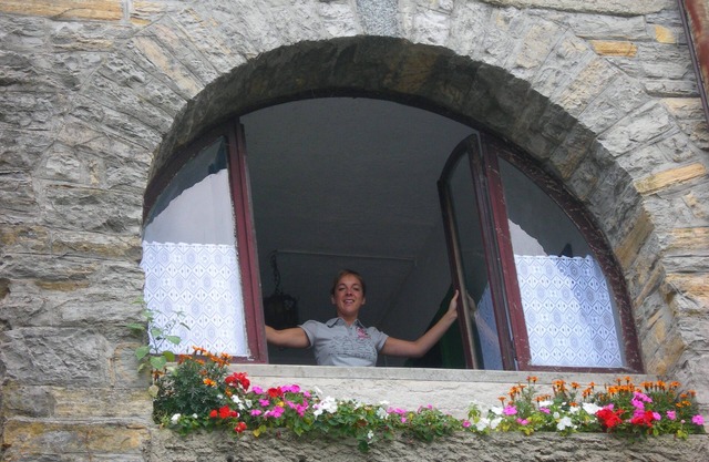 Large window with beautiful view