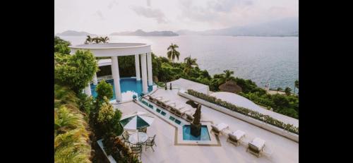 Las Brisas Villa Vanetiz
