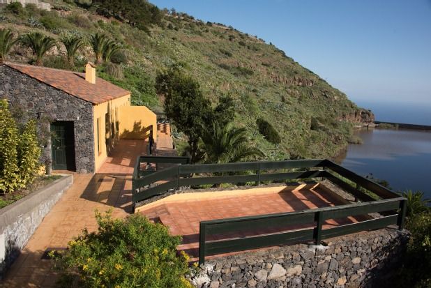 Las Casas del Chorro for 3 people