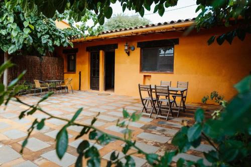 LAS GLICINIAS casa rural en el campo
