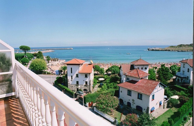 Las Rocas Playa Hotel