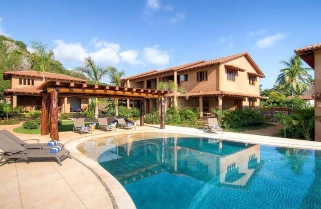 Las Villas, Villa Alegria,Troncones