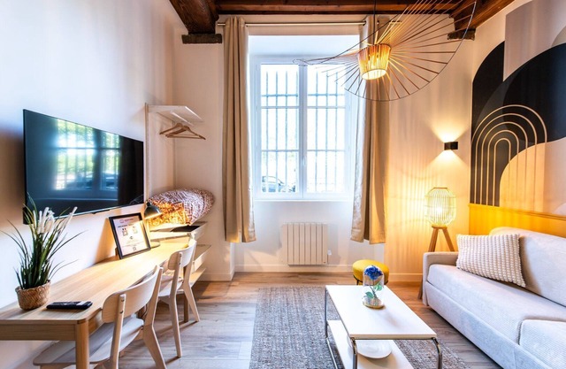 Lassagne - 1 - New studio in the city center