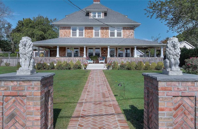 Last minute availability for August. Classic with Salt-Water Pool and Hot Tub