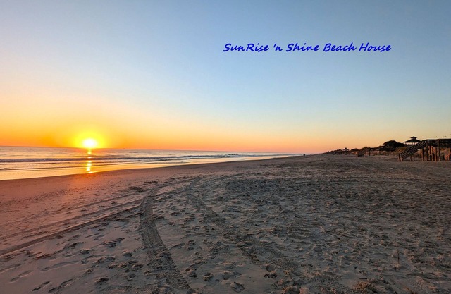 Last-minute savings in Aug/Sept! 5 min. walk to beach! New in '24. Premier Host!
