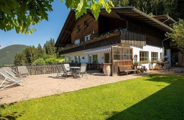 Latemar Comfortable holiday residence