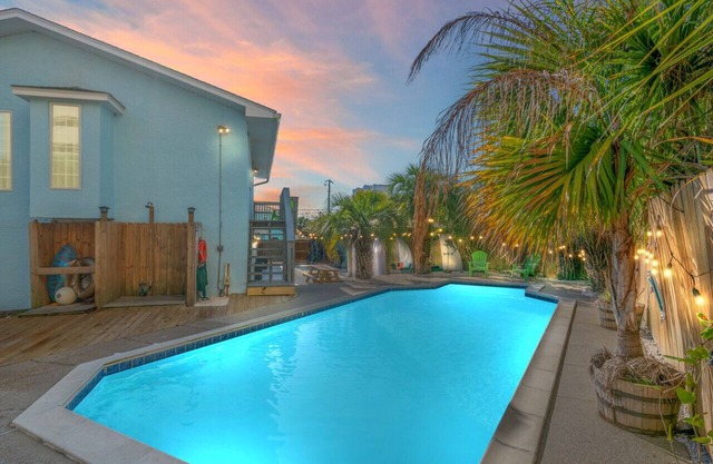 Latitude Adjustment: PrvtHtdPool, GazeboW/Edisons, Game Room, FREE Activities!