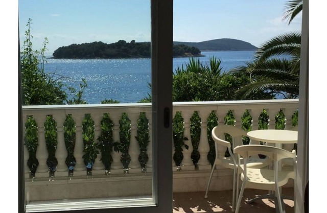 Lavender Apartment - stunning sea view