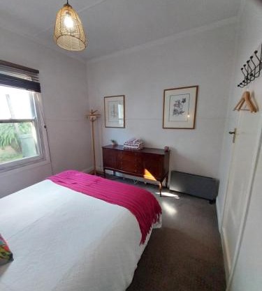Lavender Cottage - Cute, Cosy & Pet Friendly