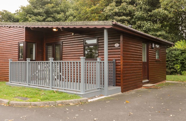 LAVENDER LODGE, pet friendly in Saltburn-By-The-Sea
