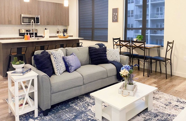 Lavish Apartment in the Heart of Louisville! Pool, Hot Tub, Gym, & Virtual Golf!