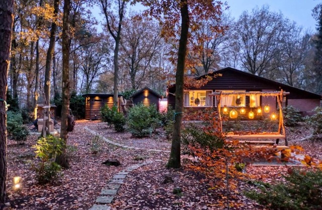 Lavish Holiday Home in Rheezerveen With Wellness