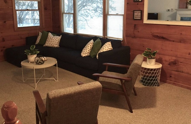 Layla's Hideaway (A great place to be)
