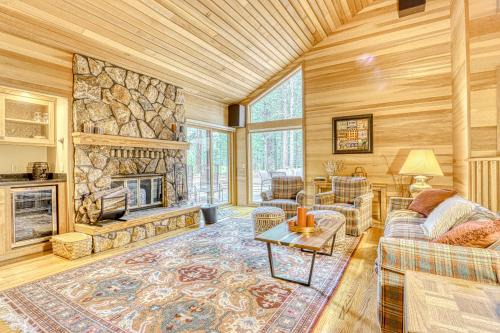 Lazy Pines Lodge