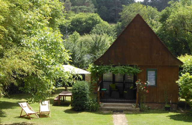 Le Chalet 4p Lascaux, 3*, heated pool, Spa, playground, wifi, dog & cat friendly