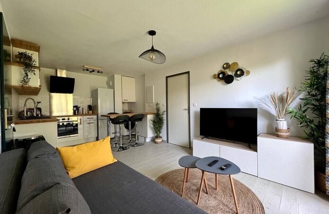 Le CoZen - T2 cozy zen with parking & garden