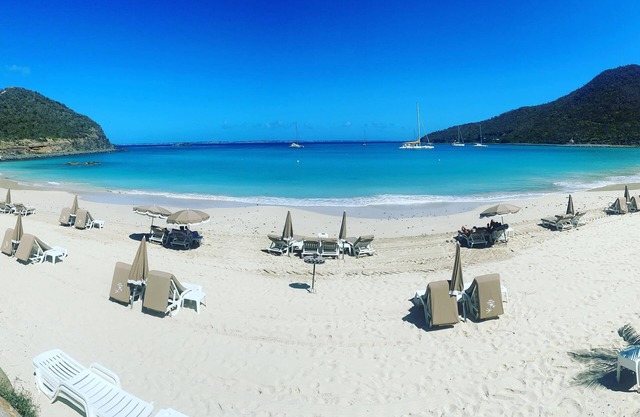 Le Domaine Anse Marcel Beach Resort