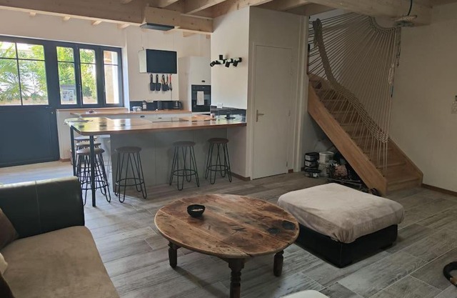 Le garage au daim.