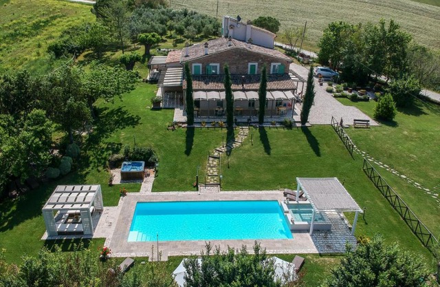 Le Maraclà Country House