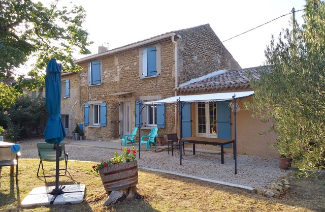 Le Mas Bleu - family house with swimming pool