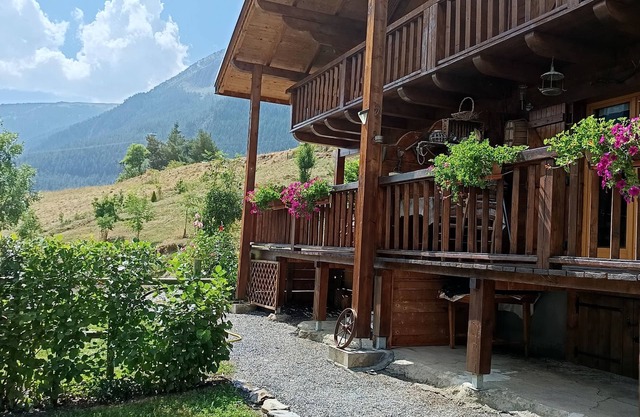 "LE MELEZE" apartment in a chalet