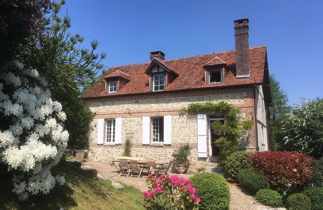 Le Moulin, charming house in Honfleur