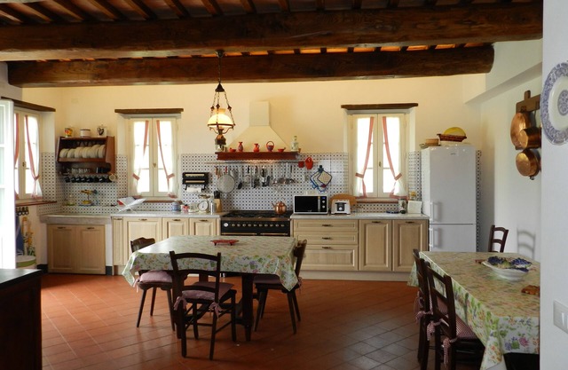 Le Muricciole: beautiful landscape on the hills of Lucca