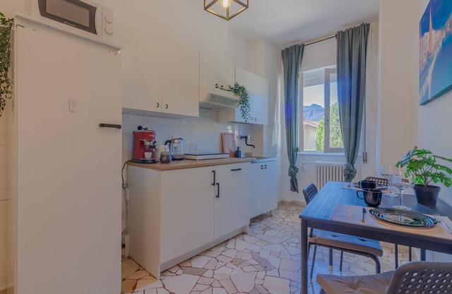 LE PETIT NID DU LAC BY VARENNA HOLIDAYS
