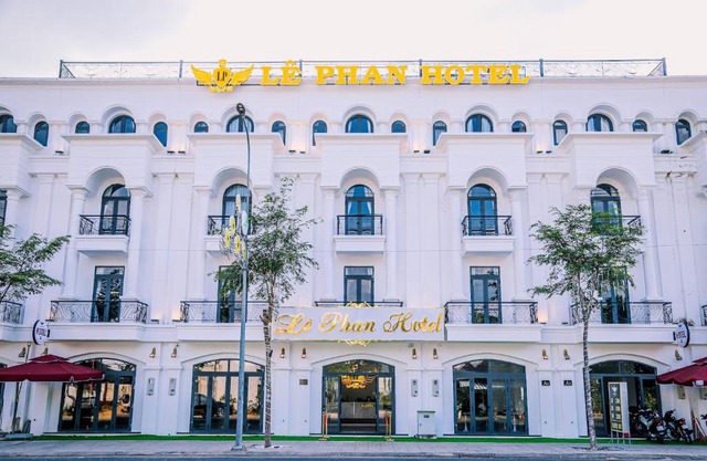 Le Phan Hotel