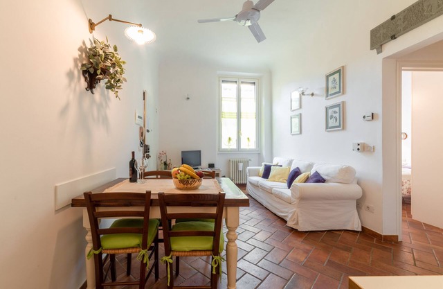 Le Rose di Leonardo - Historical apartment- 2bedrooms, A/C, WI-FI, washer, dryer
