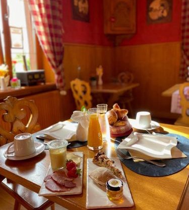 Le Rosenmeer - Hotel Restaurant, au coeur de la route des vins d'Alsace