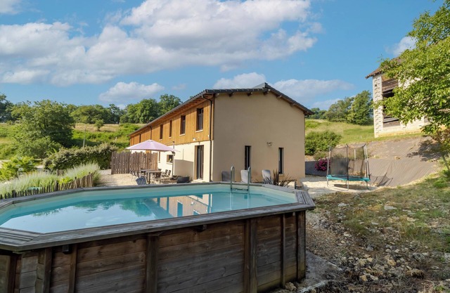 Le Séchoir – Authentic House with Private Pool in Périgord Noir, Perfect for Families or Groups