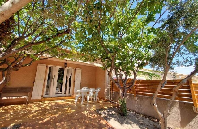 Le Salvador - Pleasant house