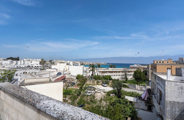Le Torri Sul Mare 2 Centre Otranto Airco, Otranto, Italy