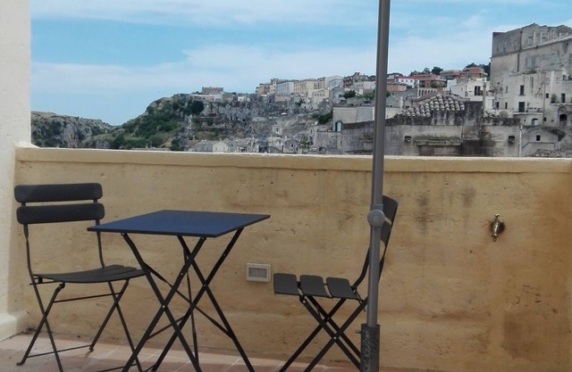 Le Tre Vie Apartment & Room