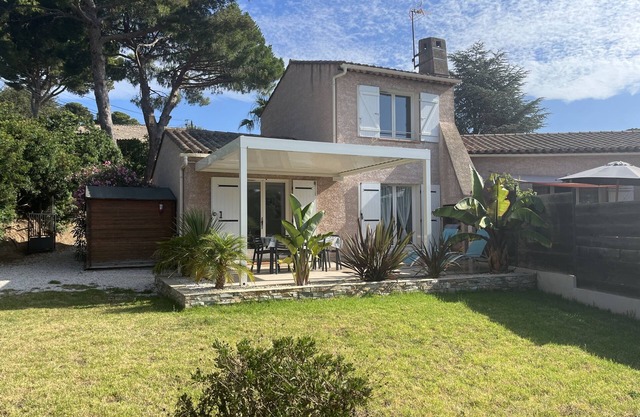 Le Verger, family villa in the vineyard
