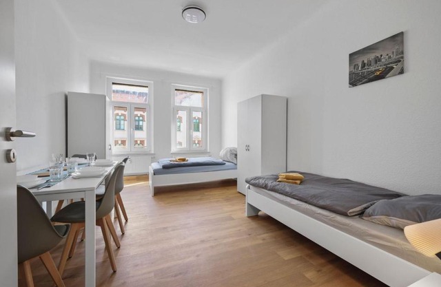 Lea Apartments 3 Raum Messe BMW