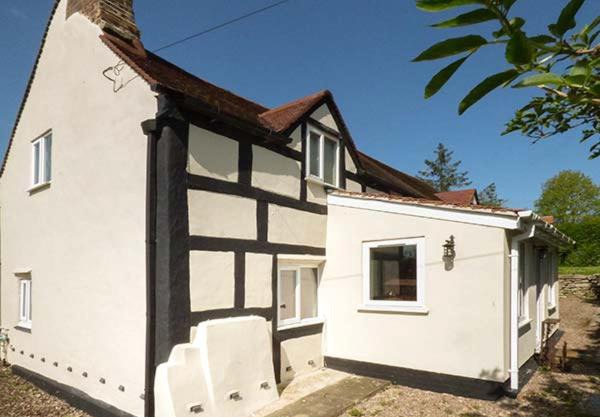 Lea Cottage