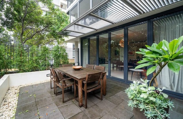 Leafy Inner City Apartment - Camperdown