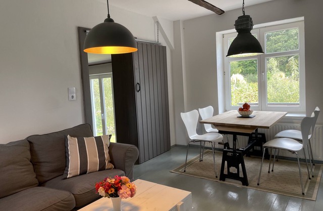 Leben am See. Kleines, Feines Ferienhaus auf Naturgrundstück Direkt am See