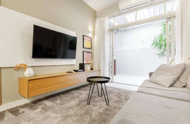 Leblon Coast | Amazing 3 Bedroom in Leblon