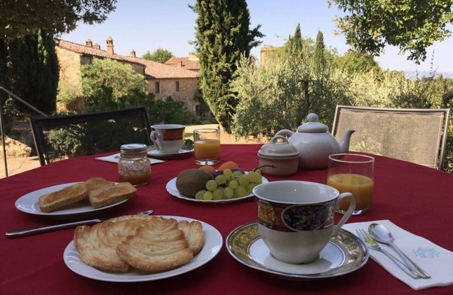 LECCIO - Apartment in a typical Chianti village in the heart of Tuscany